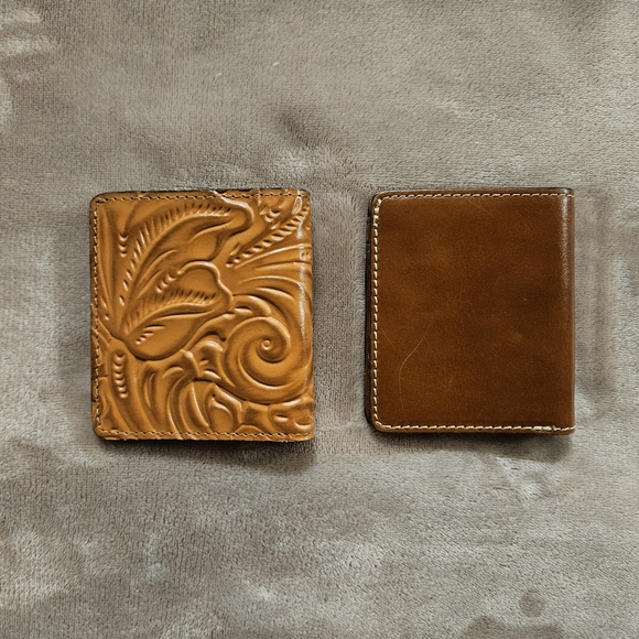 (2) Brown Patricia Nash Leather Bifold Wallets - Picture 2 of 12